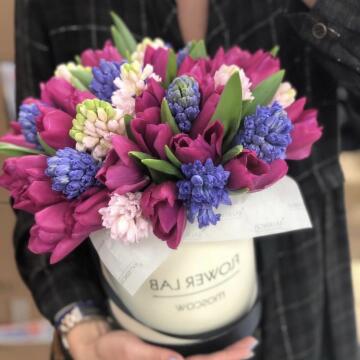 Букет цветов с тюльпанами «Мечты о Париже»
